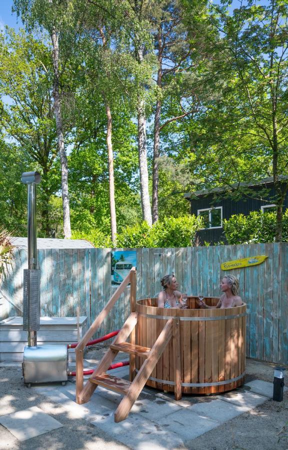 Zen-Bungalow No 2 Met Sauna En Hottub Rheezerveen Exterior photo