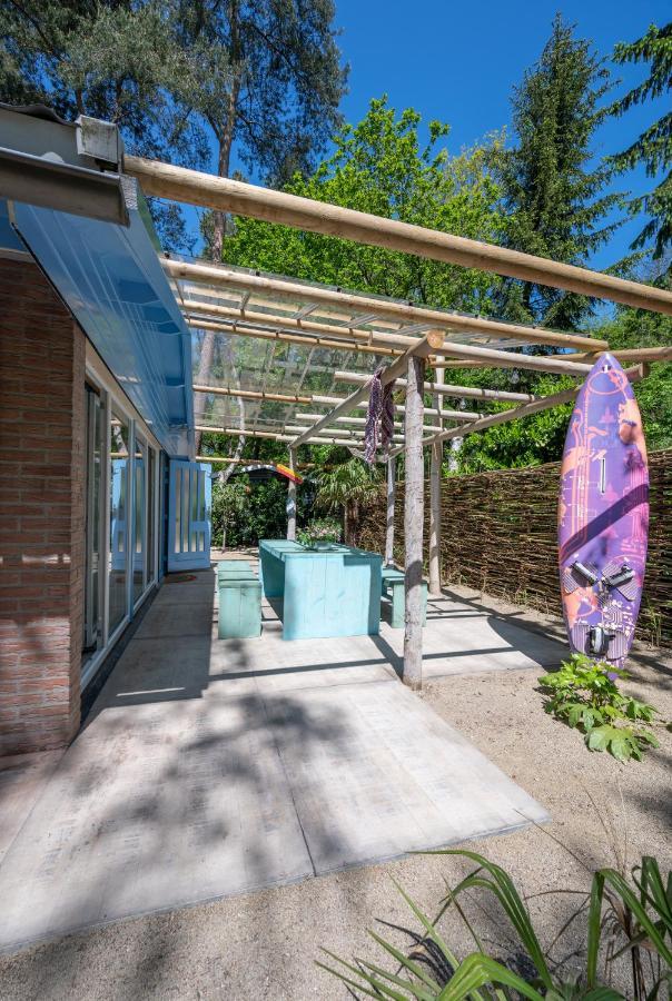 Zen-Bungalow No 2 Met Sauna En Hottub Rheezerveen Exterior photo